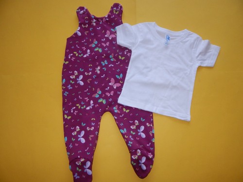Babystrampler bordeaux mit